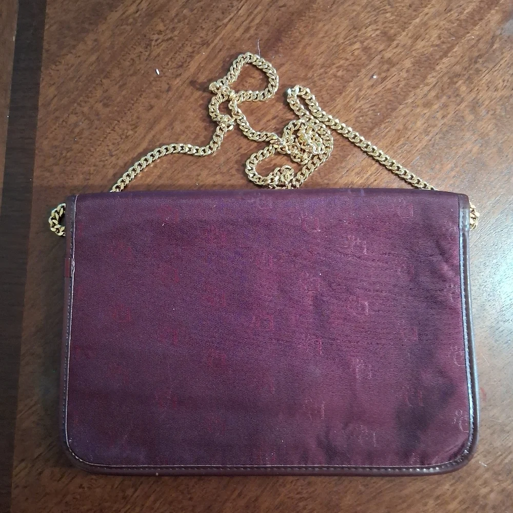 Dior Elegant Burgundy Designer Chain Bag - Picture 3 of 15